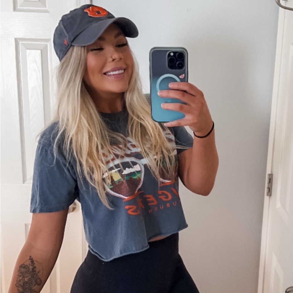 🛍 Meet your Posher, Brittany 🛍